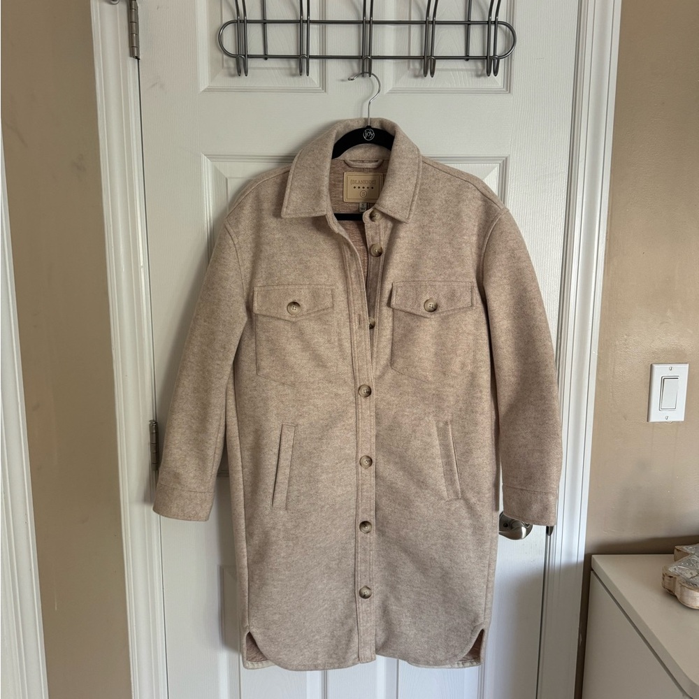 Blank NYC shacket